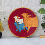 Traditional Pichwai Painting of Three Cows in Circular Formation on Wooden Plate – Indian Folk Art – Sukh Style